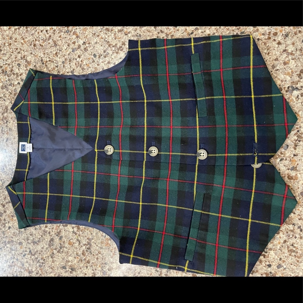 Boys Janie and Jack vest size 7